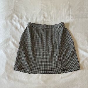 Hollister - Black and White Plaid - Mini Skirt - Small